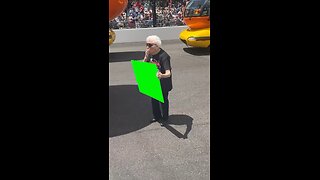 Grandma With Sign | Green Screen