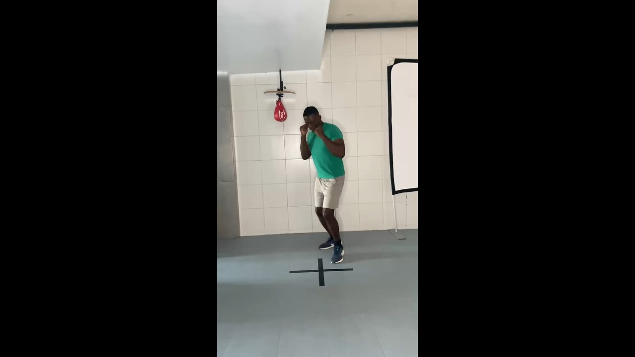 FOOTWORK DRILL IN & OUT 🔥🥊