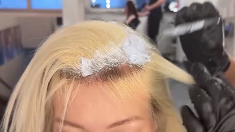 BLEACHING MY HAIR - HOW TO GET WHITE PLATINUM BLONDE P9