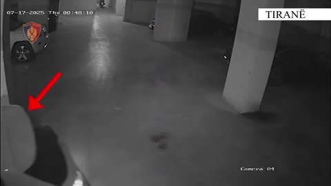 Vodhi makinën në Astir, arrestohet 28-vjeçari