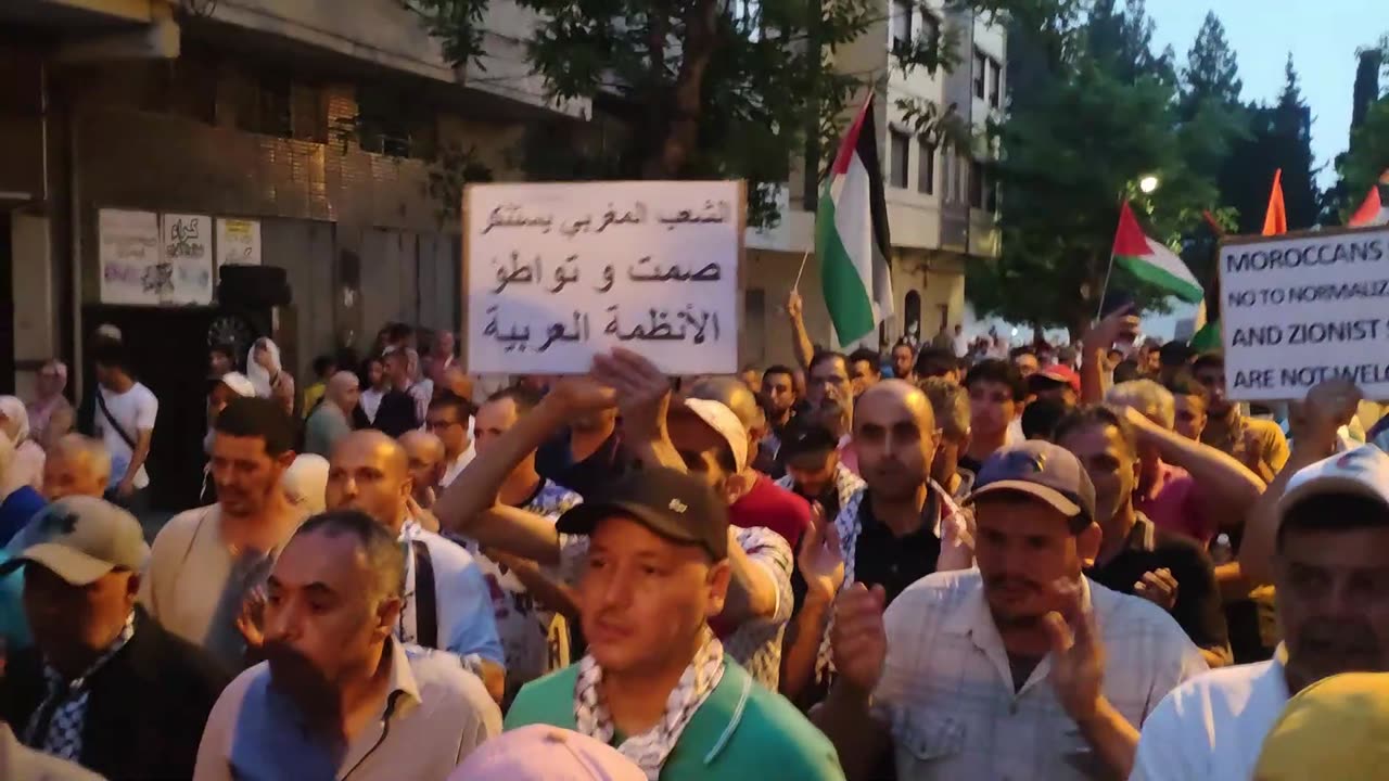 مسيرة شعبية بطنجة دعما لقافلة الصمود لكسر الحصار عن غزة 15 06 2025 يا طهران أرفع الرأس
