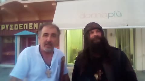 ΣΤΑΜΑΤΗΣΤΕ ΝΑ ΥΠΑΚΟΥΤΕ ΤΟ ΘΗΡΊΟ