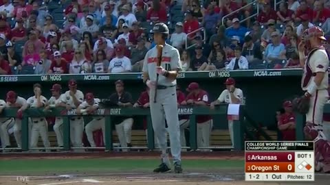 La Finale de la série mondiale du Baseball de la NCAA 2018 Arkansas vs Oregon State 3 ieme Match