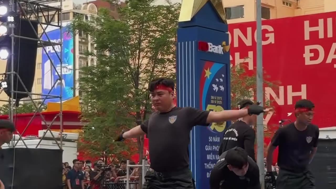 Glory to the People's Public Security of Vietnam (Part 6)