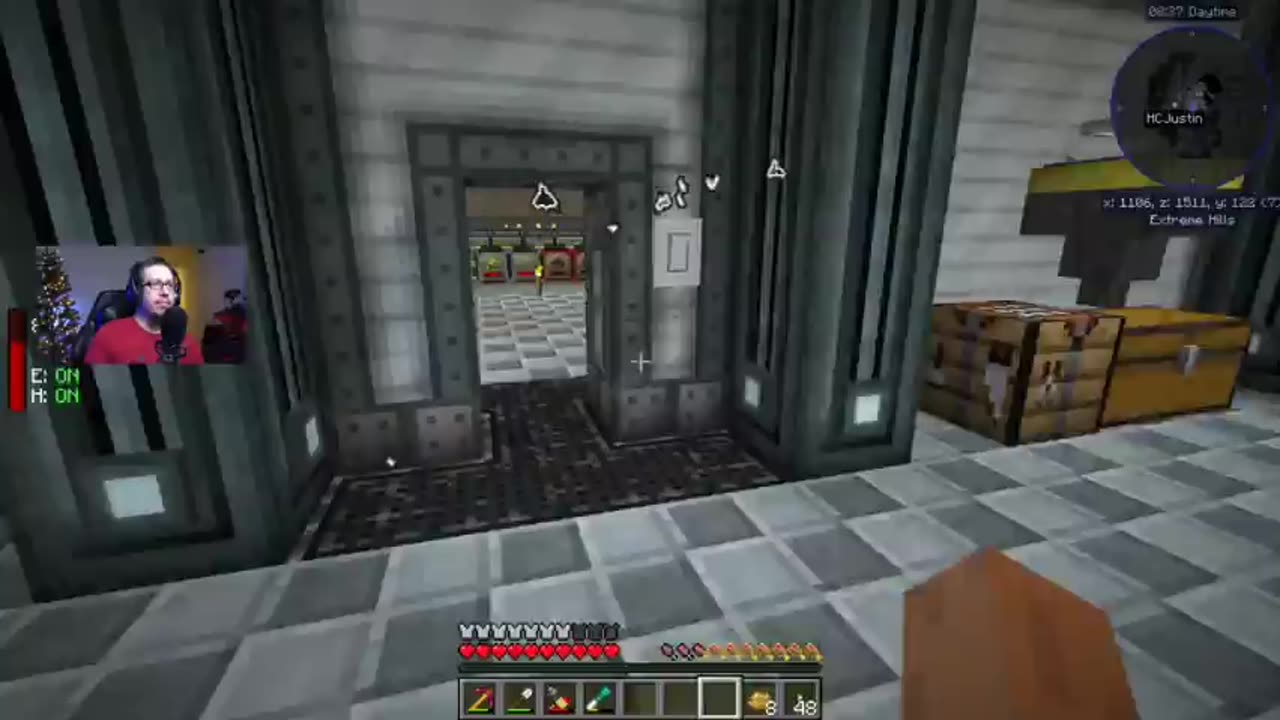 Mindcrack Live 2019-12-09 Karts in my backyard