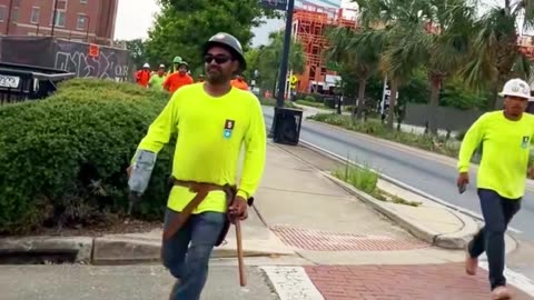 THEY'RE KINDA EASY SPOT IN THOSE BRIGHT NEON COLORS...🤣🤣🤣