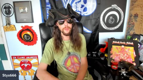 Thursday LIVE: Hulk Hogan, Obama and Russiagate, ICE Masks, Woke AI, Fungus, bantz!