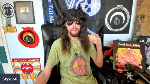 Thursday LIVE: Hulk Hogan, Obama and Russiagate, ICE Masks, Woke AI, Fungus, bantz!