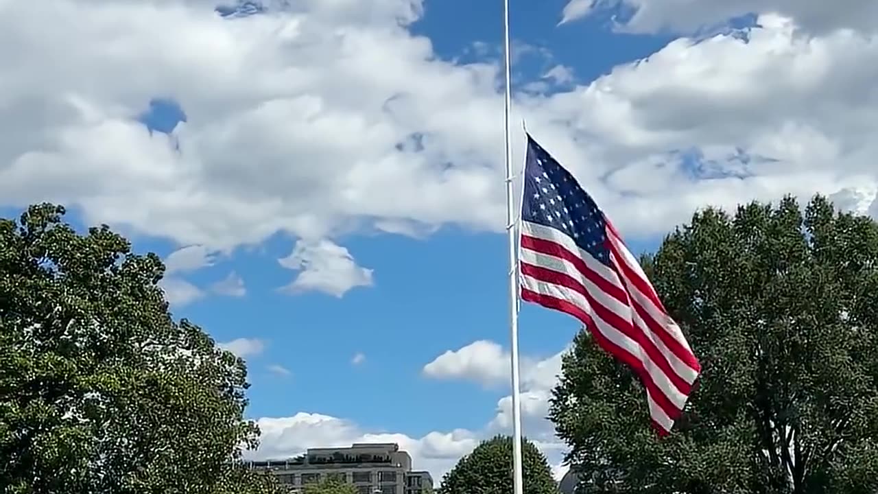 POTUS has ordered flags to be flown at half staff for the victims in Minneapolis.
