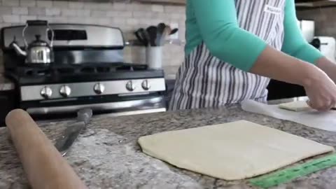 Kitchen and cooking video