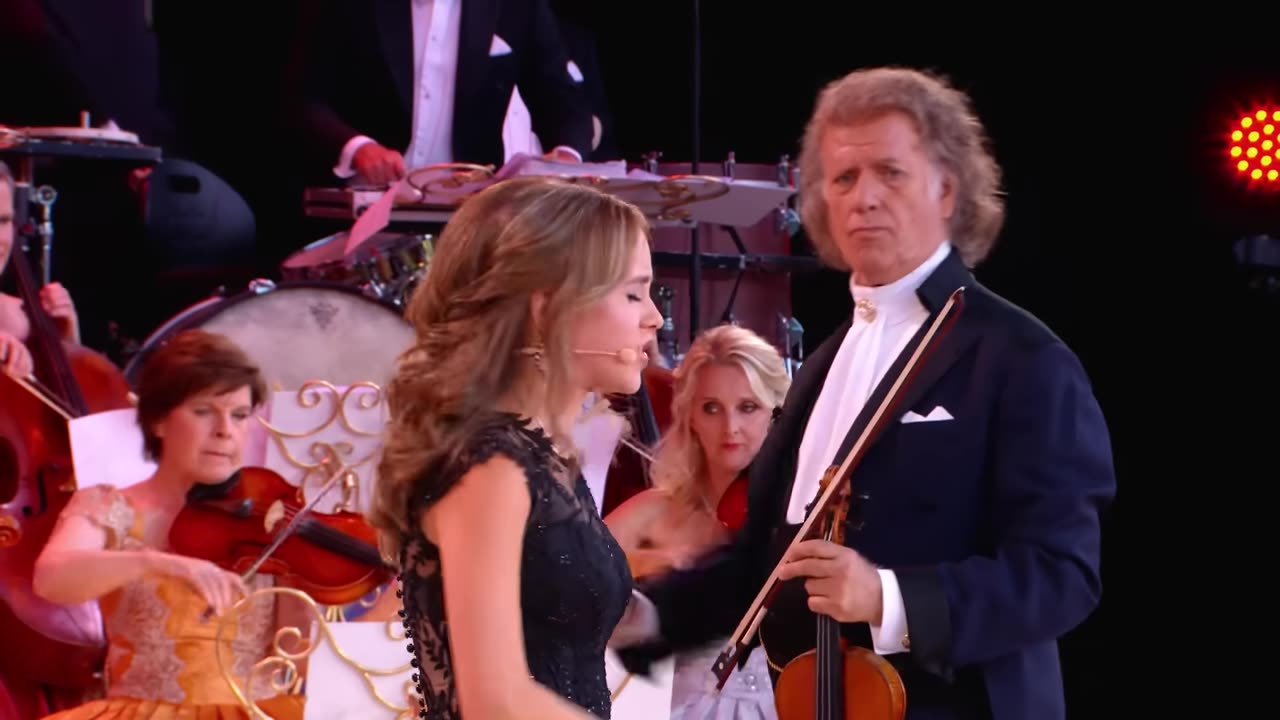 15 Year Old Emma Kok Sings Voilà – André Rieu, Maastricht 2023 (official video)