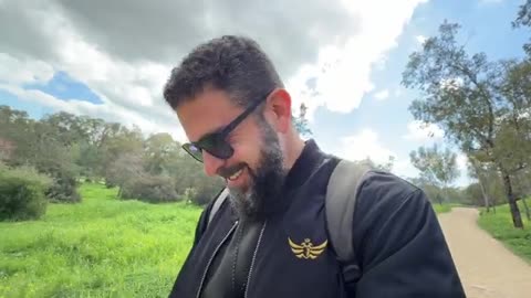 Andrew arrest. WSJ, Trump shock & awe Iran. Orban/Fico hit back. EU presents Russia surrender list