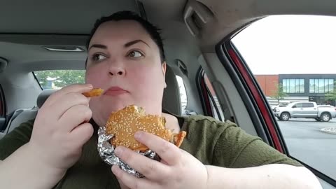 FB_2017_06_30_(1)_Five Guys Mukbang Eating Show Eating Noises and Licking Fingers!