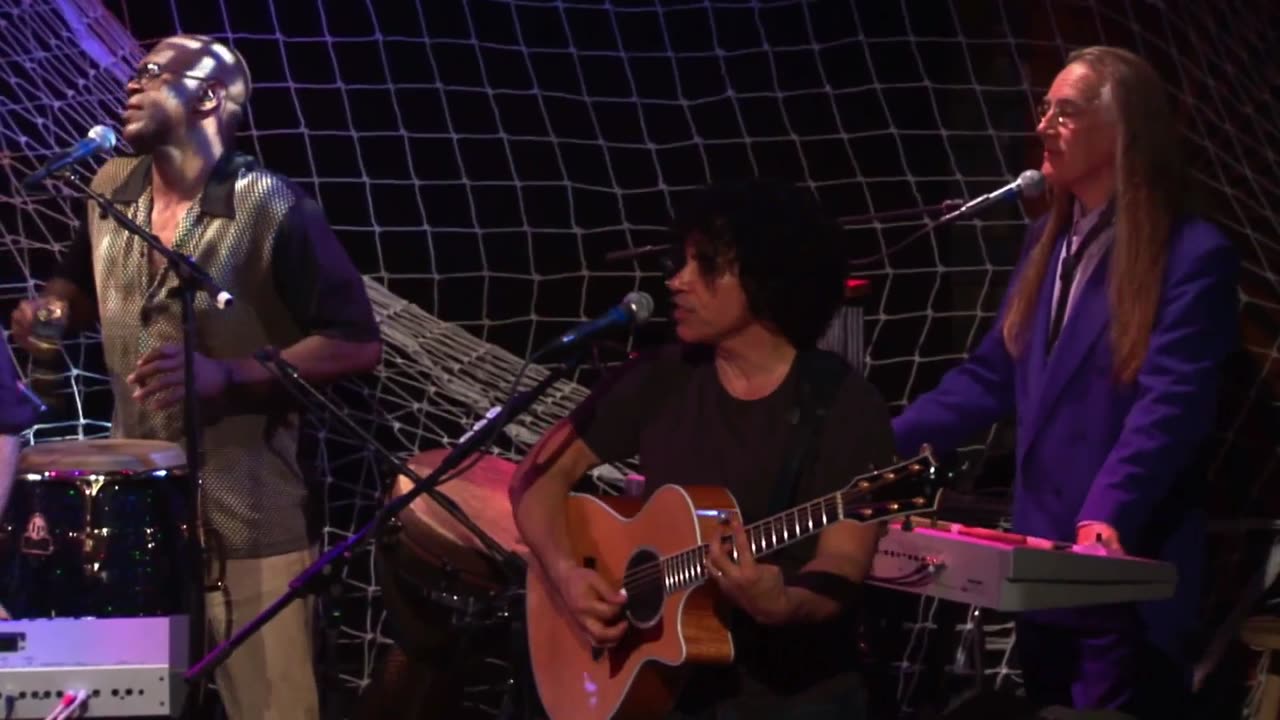 Kiss on My List - Hall & Oates (live)