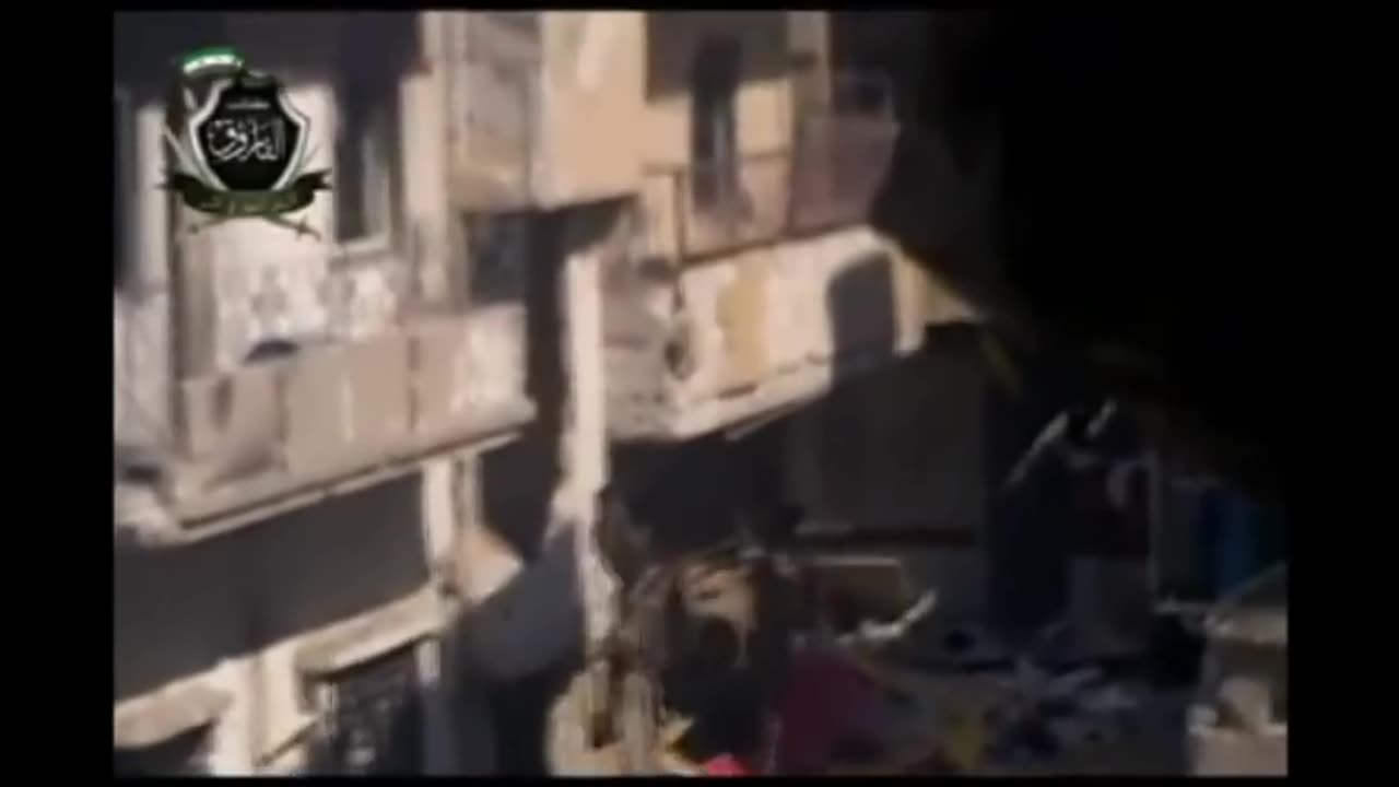 Syrian War Rebels hit T-72 with RPG in Homs 2012.08.13