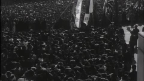 6TH DIVISION ARRIVE... - 6TH DIVISION ARRIVES AT DOCK, INCHON, KOREA ; KOREAN VICTORY - 111-adc-5403