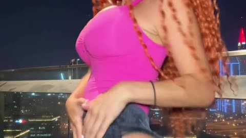🍑 Big Booty Red Head 🔥
