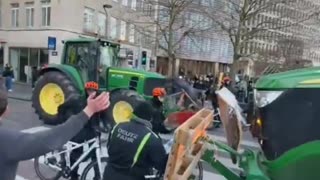 European Farmers Fed Up With European Union