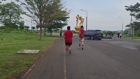 Evening Walk Burns Calories and Fat