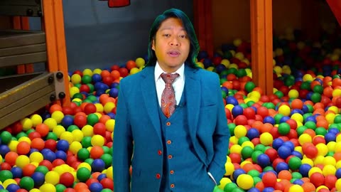 Sungrand Studios sucks himself off HARD. Chooses not to be a YouTuber