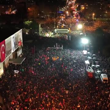 🚨🇹🇷 MAJOR PROTEST IN TURKEY AFTER THE ARREST OF ERDOGAN'S RIVAL