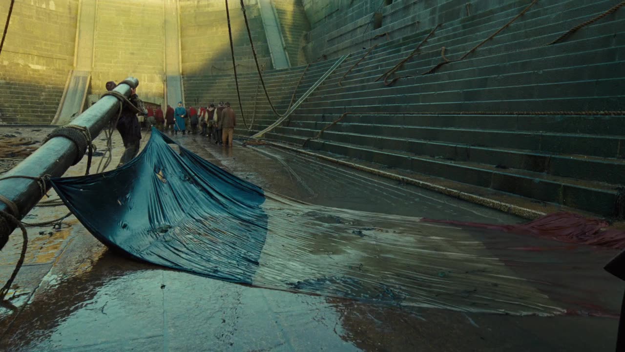 Les Miserables 2012 - Look Down