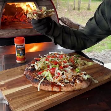 Tac-O Pizza - Best of Both Worlds