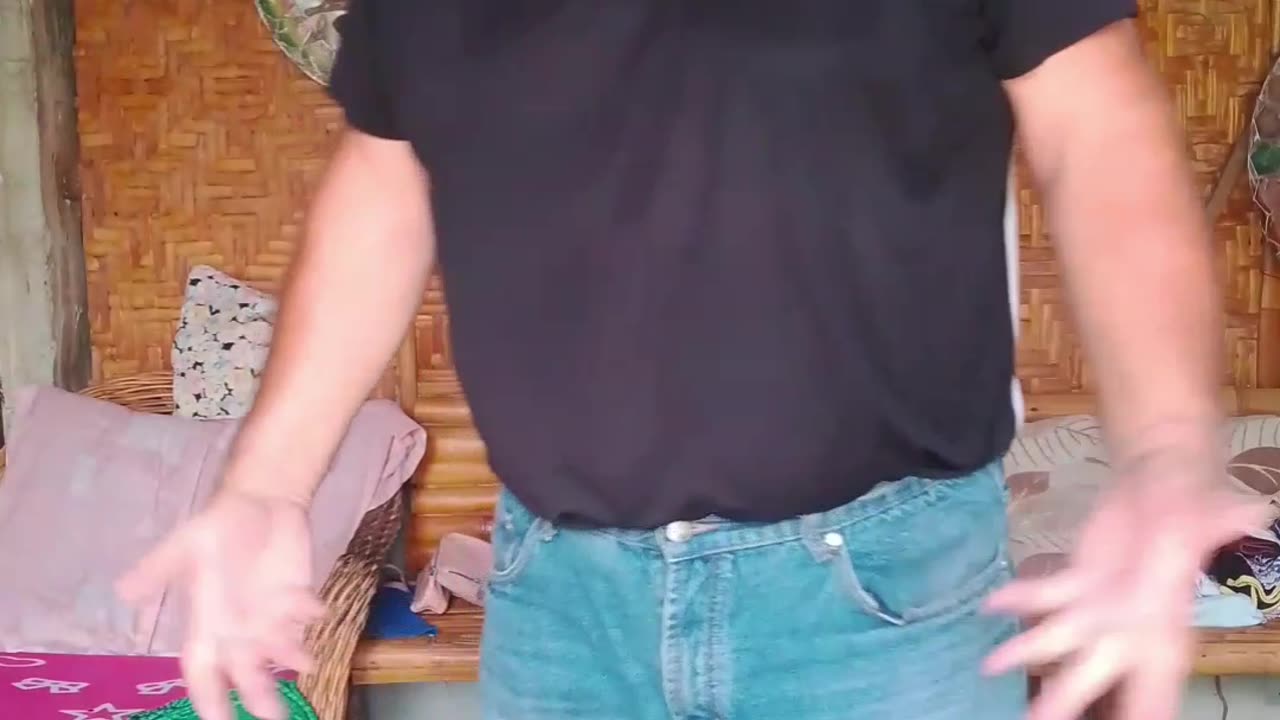 Jumping into a jeans...🤣🤣