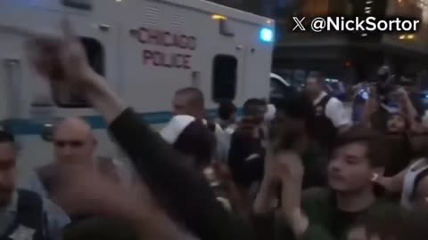 Chicago Police Deploy BOMB SQUAD to Downtown after anti-ICE Protester plants 6.10.25 ~ Nick Sotor