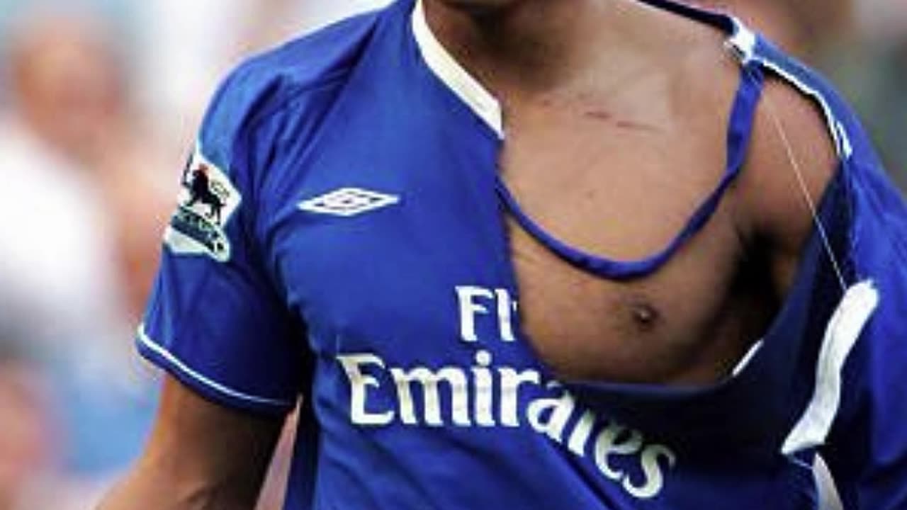 Ex-Liverpool star believes Arne Slot has just made foolish mistake!