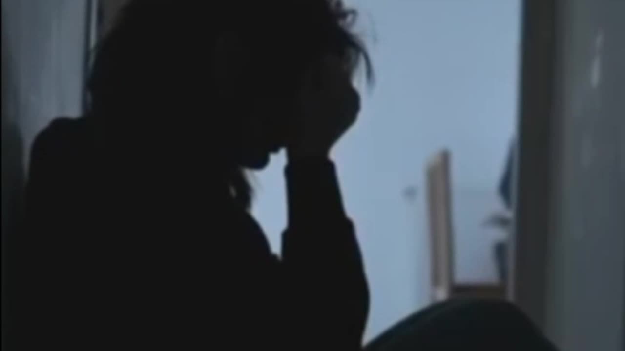 Anxiety vs Depression – Understanding the Differences & Coping Strategies