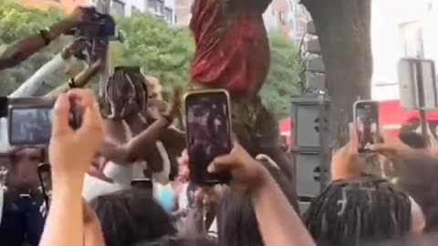 What is this dance called in Paris?