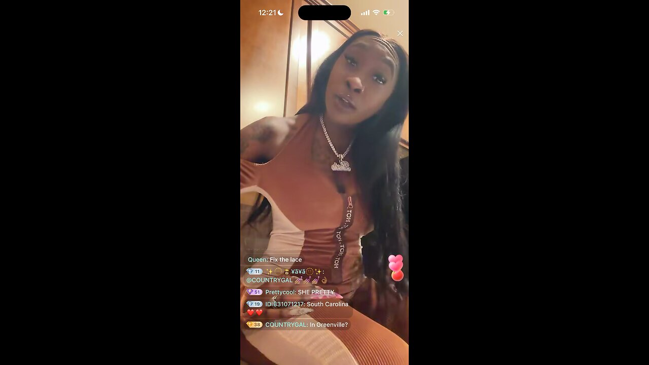 BARBIE OUTSIDE WITH THE YN’S BIGO LIVE