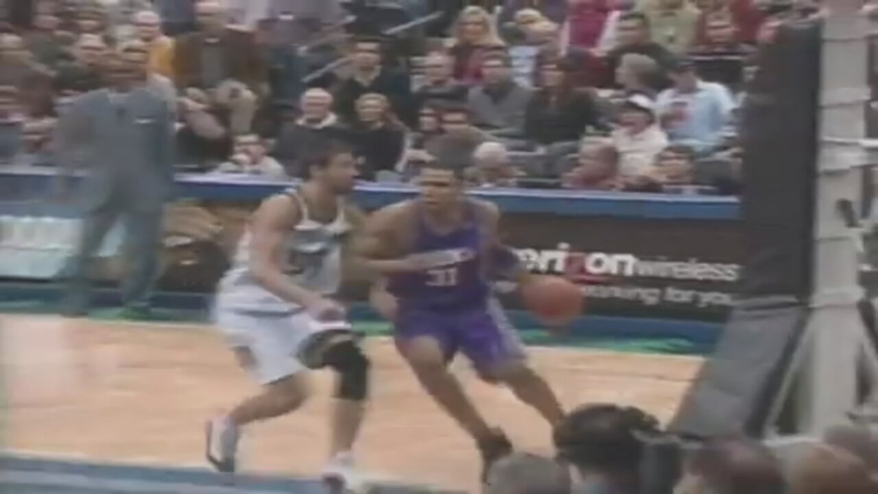 Shawn Marion 21 Points 3 Ast 3 Stl 4 Blk @ Timberwolves, 2005-06.
