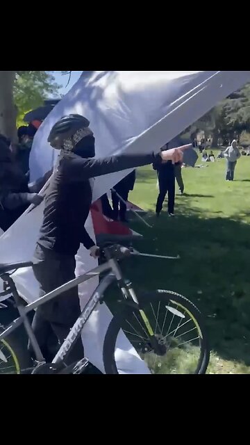 LEFTIST PROTESTERS🚓👮‍♂️🧟‍♀️🧟‍♂️📸VANDALIZED TURNING POINT USA EVENT🎪🤼‍♂️💫