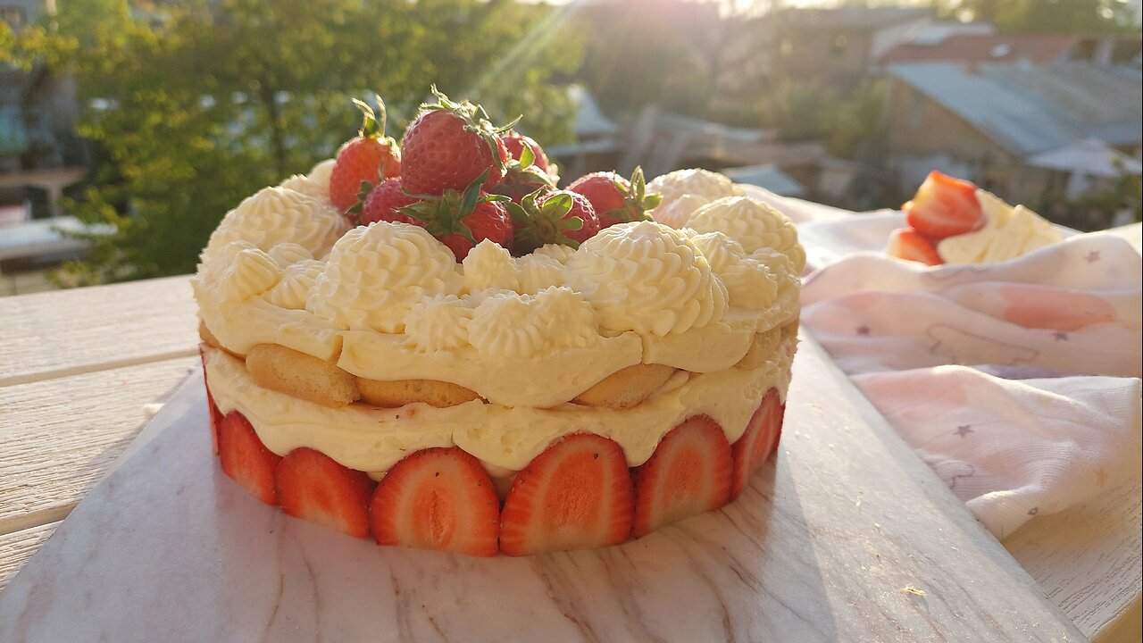 Apr 17-2025 Strawberry cake, and chicken roast