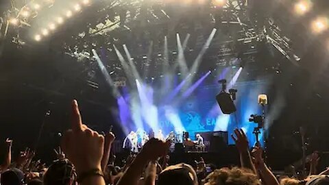 Neil Young - Keep On Rocking In The Free World (Debt Slaves) Live Glastonbury 2025