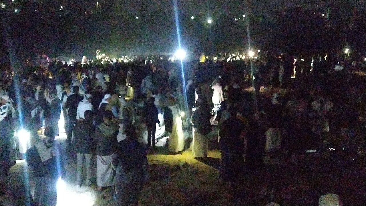 ملابس رجالية
