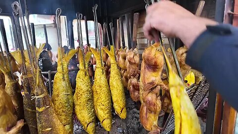 Pakistani foods in Afghanistan _ Kabuli Pulao Biryani, Roasted Chicken, street food Afghanistan