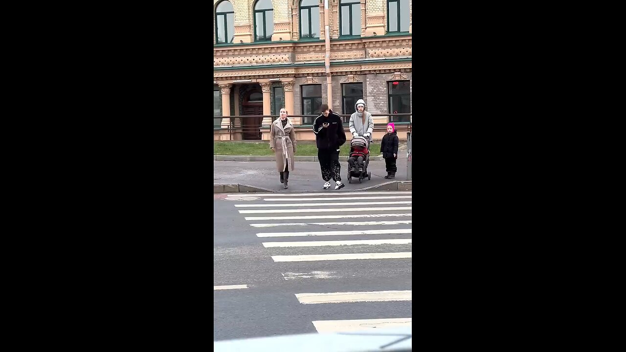 Walking Dance _ Street