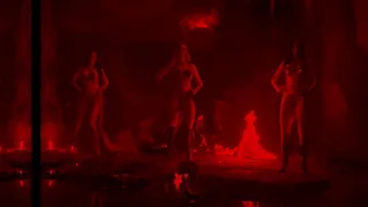 Fire Göddess Erötica 🔥⛽ What Röck and Röll Hell Lööks Like