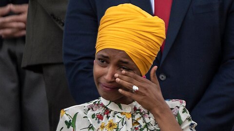 “Then It Is War”: Ilhan Omar Panics After She Gets Devastating News