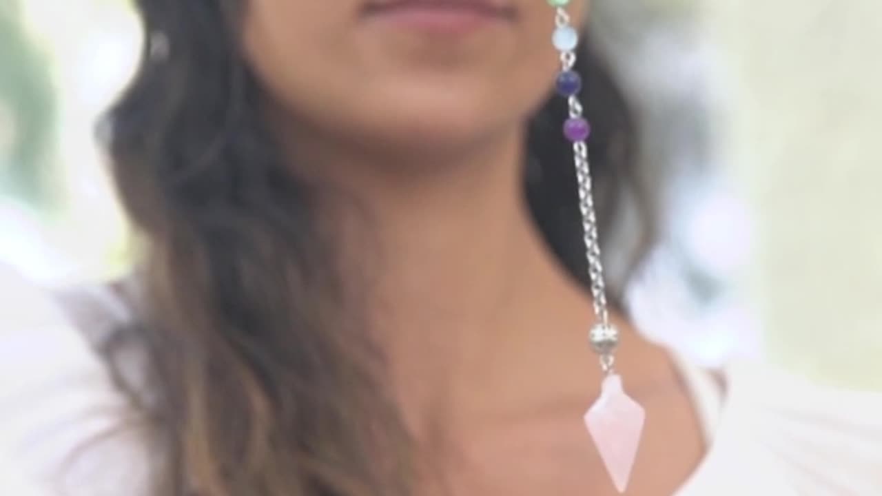 😊 PROMOCIONAL CAPÍTULO 6: EL PÉNDULO DE CRISTAL – RESPUESTAS DIRECTAS DESDE TU ENERGÍA INTERIOR 😊