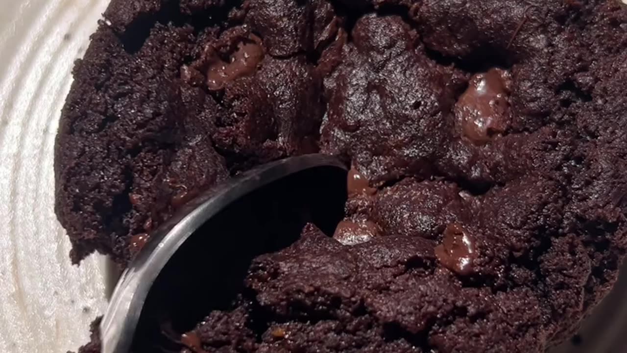 Choco Lava Cookie | Crispy Outside, Molten Chocolate Inside!