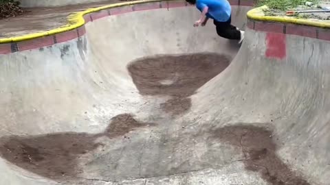 🏊‍♂️🛹 This Pool Looks Insane to Skate! Watch and Be Hyped! | SkateNation