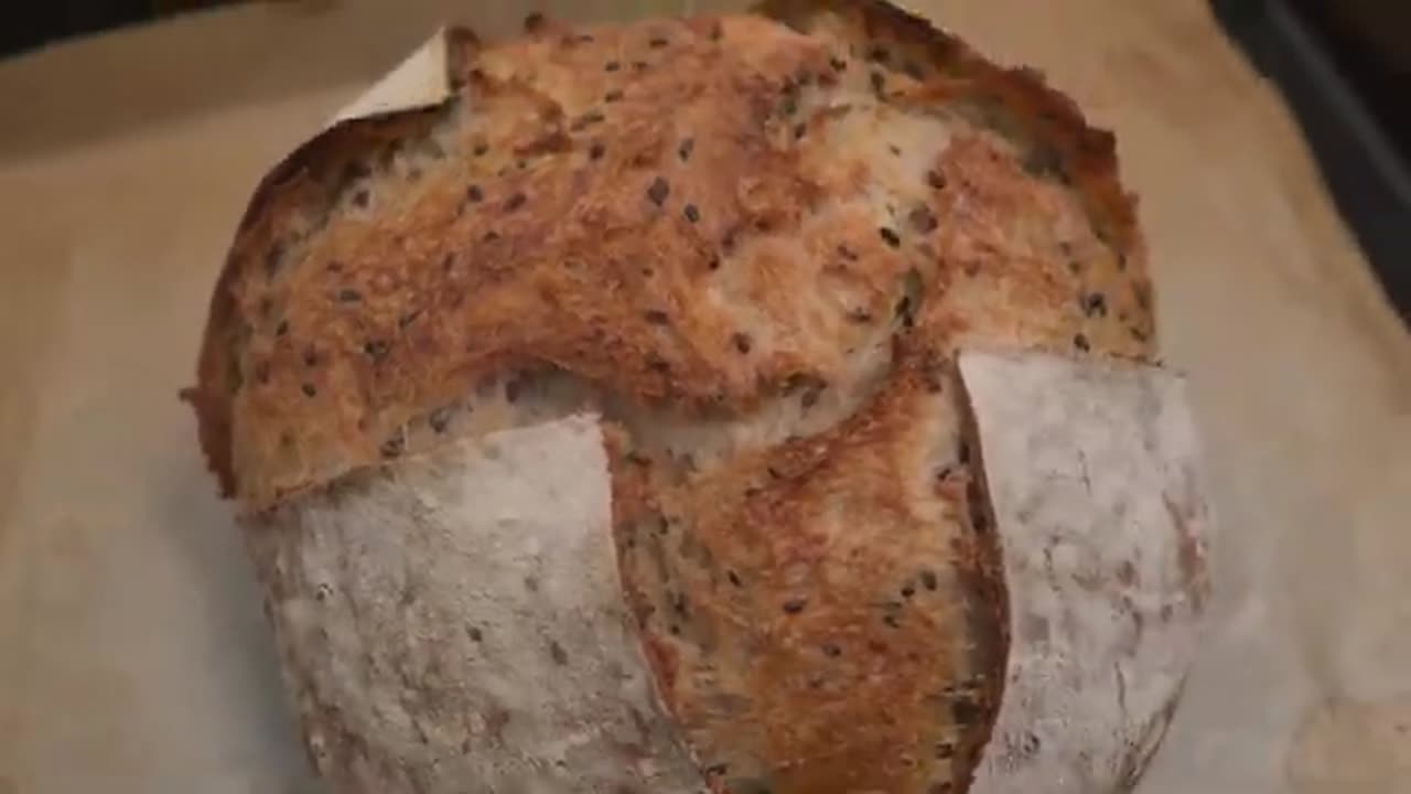 How to bake bread easily at home! A recipe that everyone is trying!