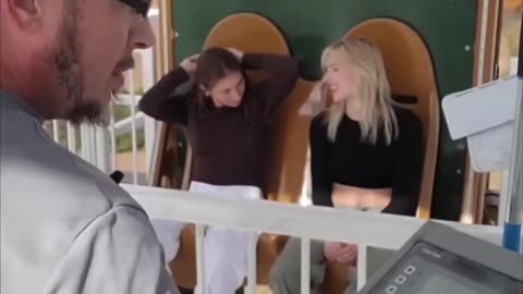 Funny fake operation failure in theme parks