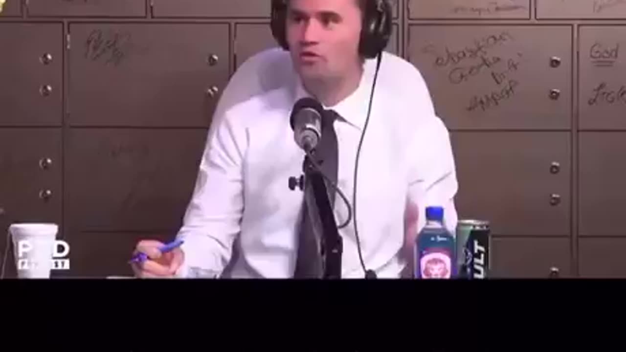 Charlie Kirk Noticing Things