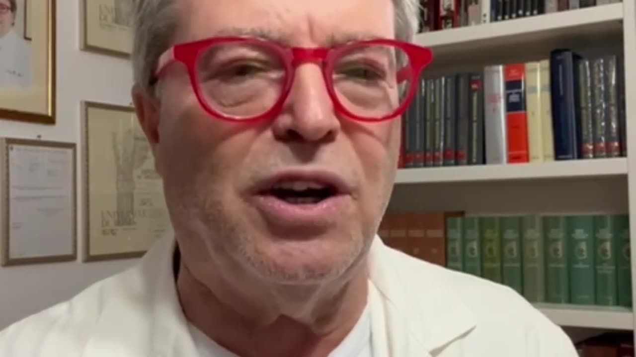 Vaccino autoreplicante Kostaive: ne parla Mariano amici