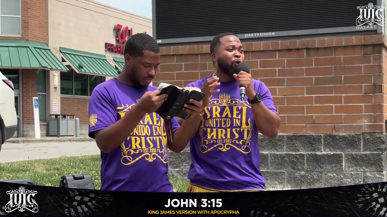 Mexican Teen Pulls John 3:16